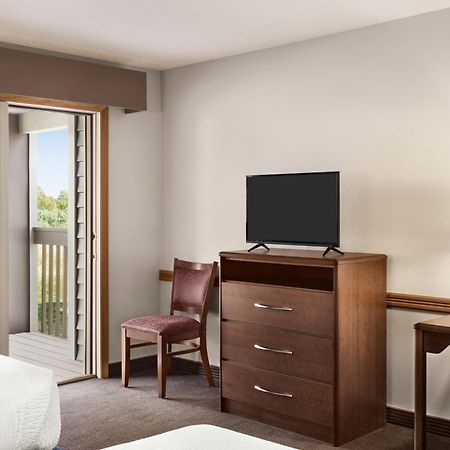 Americinn By Wyndham Baudette Ruang foto